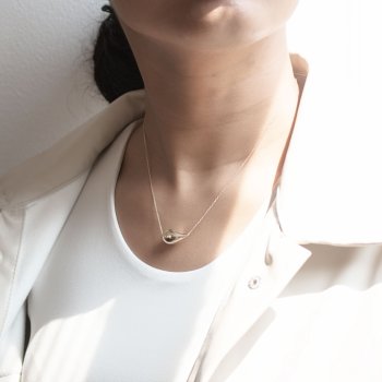 Necklace Solid Gold 10K Tear Drop sideways 20mm