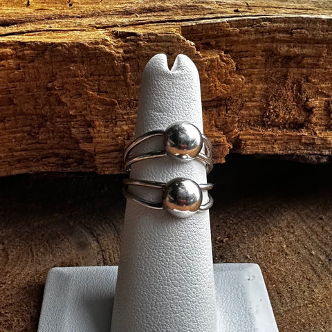 7 Sterling Silver Ring with 8mm ball bead