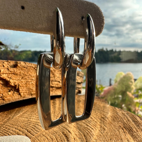 1 Sterling Silver Bold look earrings rectangular hoop