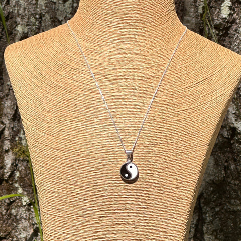 Sterling Silver smooth yin yang stone pendant 4