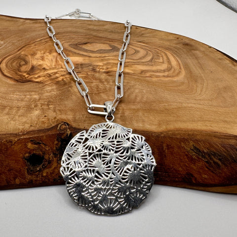 Sterling silver filigree pendant 40x1mm frame 5