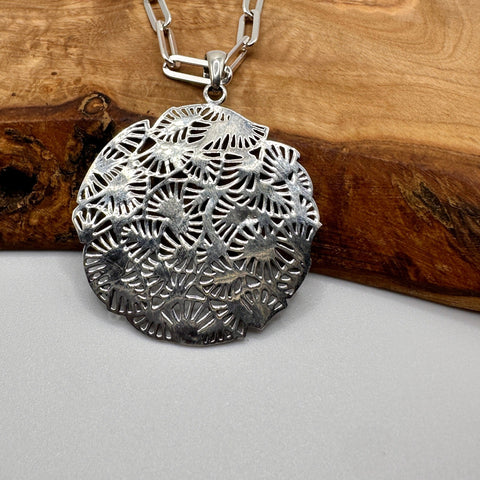 Sterling silver filigree pendant 40x1mm frame 7