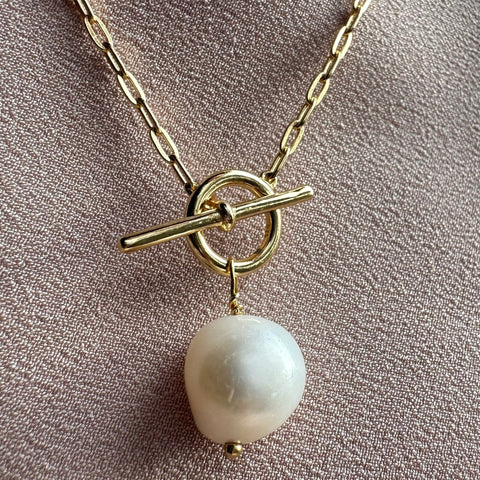 Sterling Silver Gold Plated ZEPHRYA Pearl Paperclip Toggle Necklace 9