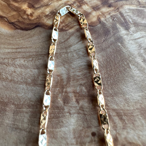 Solid gold 10K ANIKA'S anklet made from rectangular plates connected to each other, diamond-cut for extra sparkle 10" 11