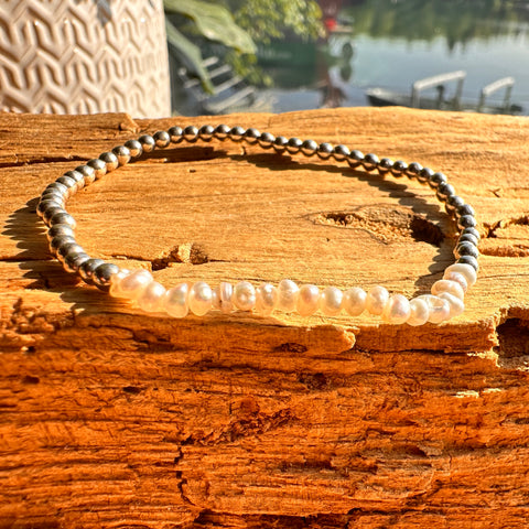 8 SERENA Sterling Silver Elastic Bracelet Freshwater Pearl