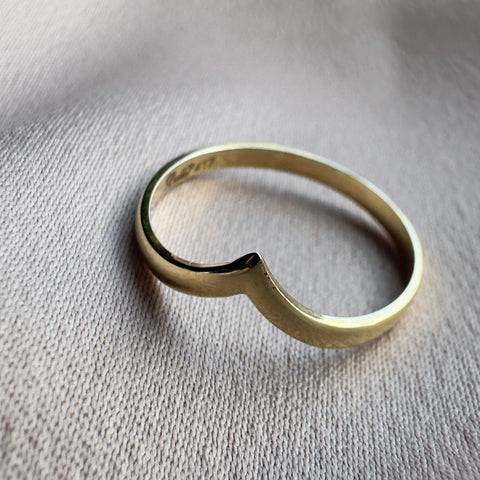 Ring 10K Solid Gold V shape minimalistic stackable