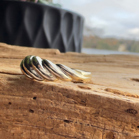 Ring 10K Gold Croissant style M size