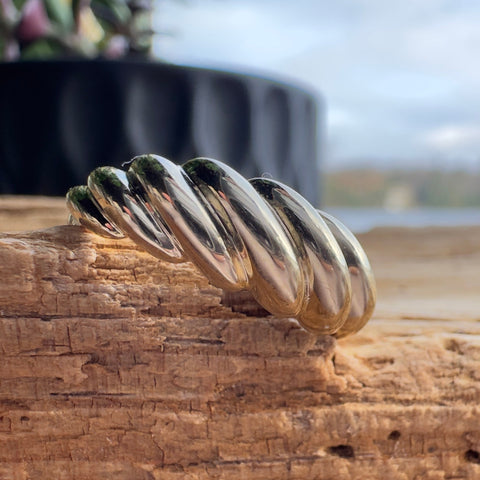 Ring 10K Gold Croissant style M size