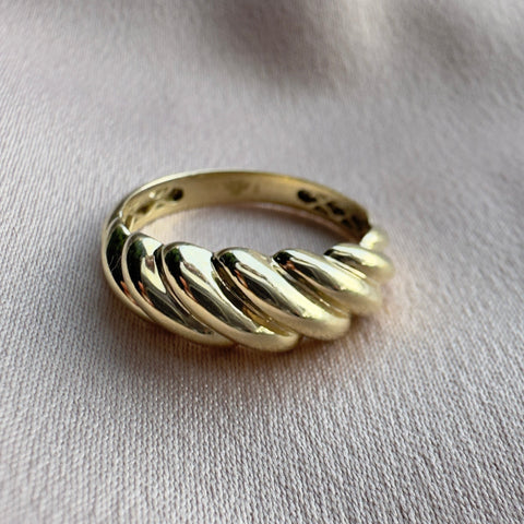 Ring 10K Gold Croissant style M size