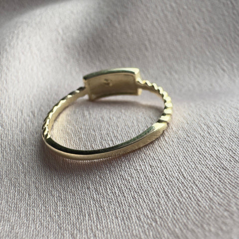 Solid Gold Black enamel twisted band ring minimalistic style 8