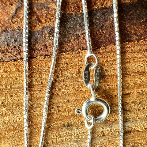 7 0.7mm Box Chain Sterling Silver Diamond Cut