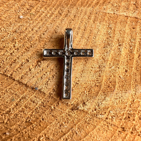 Pendant ETERNAL FAITH Sterling Silver: Flat Cross with Faceted Stone