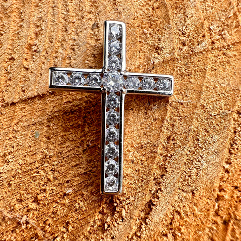 Pendant ETERNAL FAITH Sterling Silver: Flat Cross with Faceted Stone