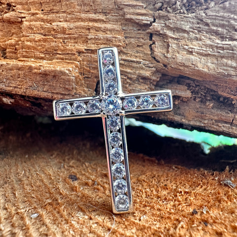 Pendant ETERNAL FAITH Sterling Silver: Flat Cross with Faceted Stone