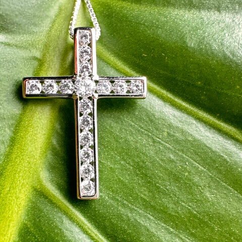 Pendant ETERNAL FAITH Sterling Silver: Flat Cross with Faceted Stone