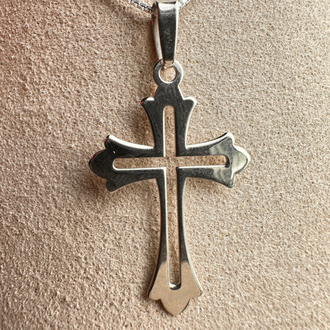 Sterling Silver fancy Fleur De Lis style cross pendant. Approx pendant size 28mm L x 20mm W
