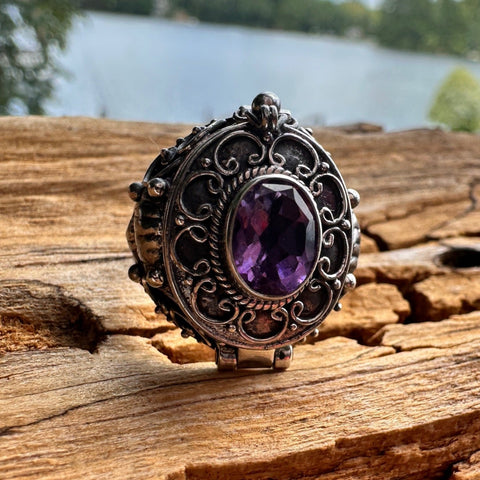 Sterling silver 6x8mm amethyst poison ring 21mm width 3.5mm band 6
