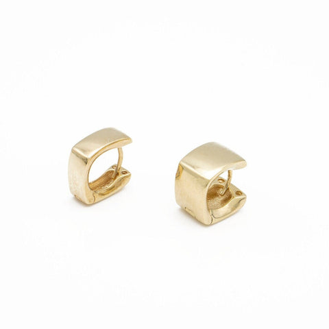Introducing our stunning 10K Solid Gold Square Hoop Earrings 1