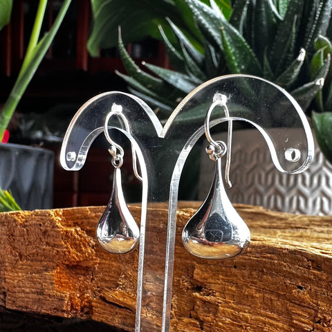 5 Sterling Silver teardrop shape earrings 12x19mm hook design
