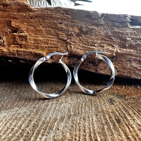5 Sterling Silver twisted smooth round shape hoop with clip closure