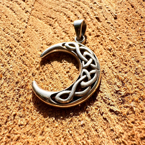 Sterling Silver pendant crescent Moon with design a