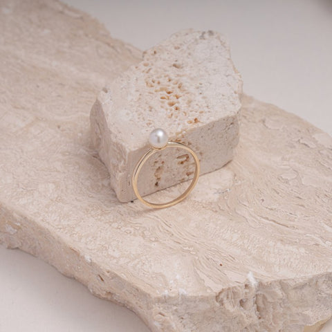 Ring 10K Solid Gold fresh water pearl