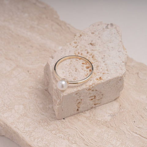 Ring 10K Solid Gold fresh water pearl