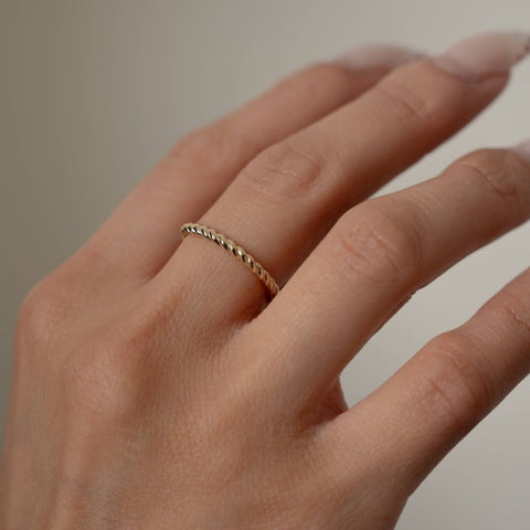 Ring 10K Solid Gold Rope 2mm