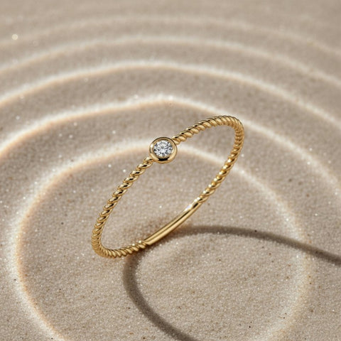 Ring 10K Solid Gold Rope with bezel set CZ