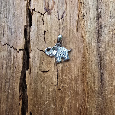 Elephant shaped sterling silver pendant adorned with cubic zirconia 11