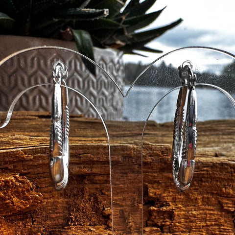 6 Sterling Silver fancy style oval shape hoop with a Hinge Back